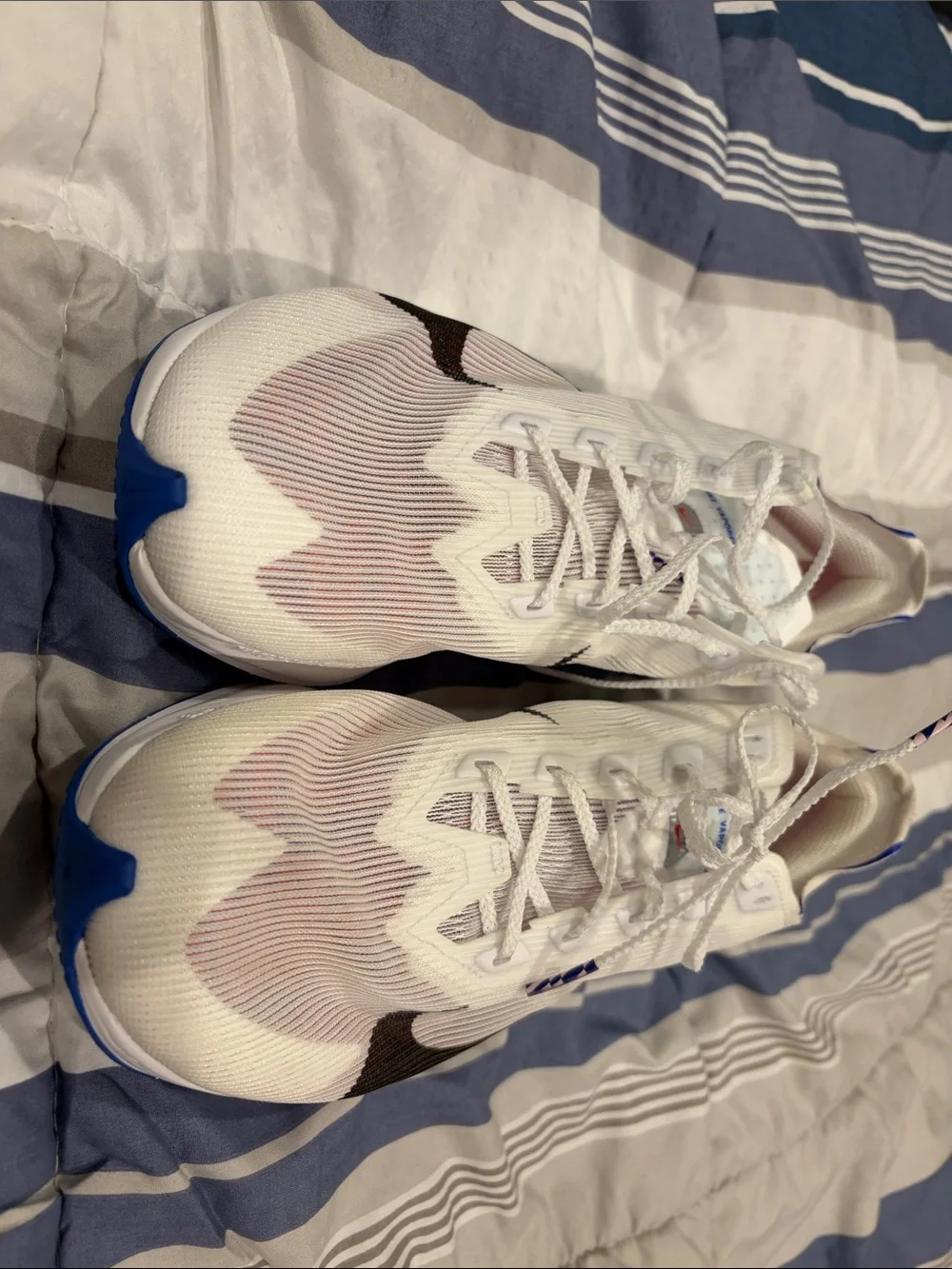 Nike running shoes White and Blue (190 asking price show me your best price)